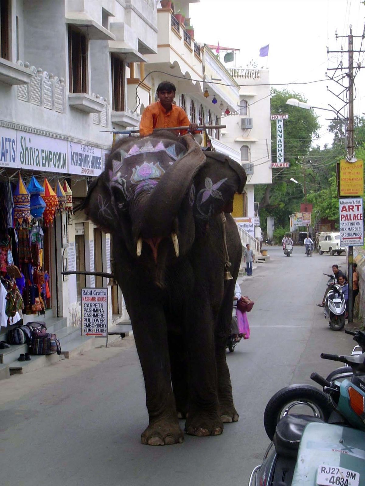 The economy is heavily oriented to tourists.