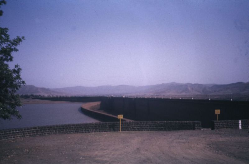 The Bhatgar Dam and, just below it, the larger Lloyd Dam. Water levels when this picture was taken were low enough that Bhatgar was not over