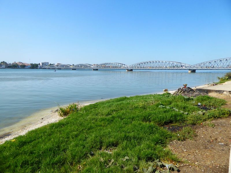 At last: the Senegal River, or more accurately the Grand Bras of the Senegal. Unable to reach the sea because of a seemingly endless spit, t