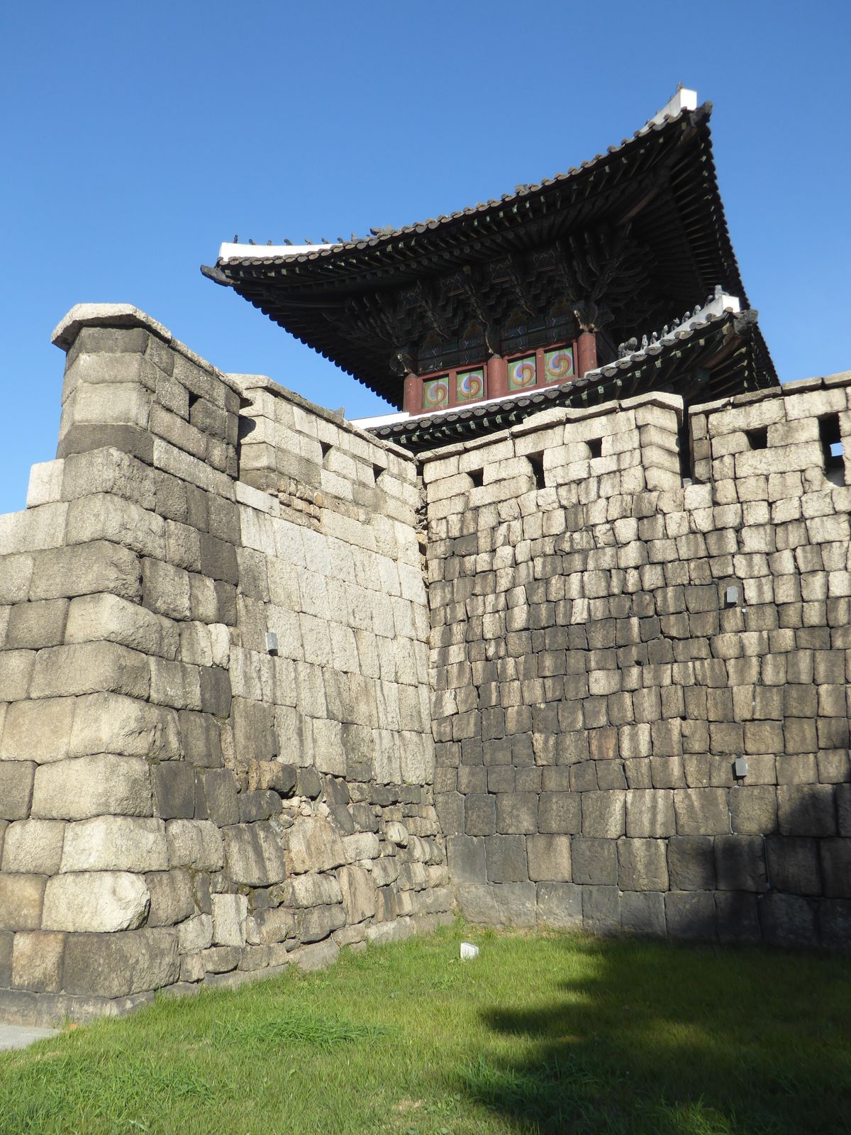 Experts can read the wall's age by the size and shape of the blocks, which over the years morphed from uncut to cubic and from smaller to la