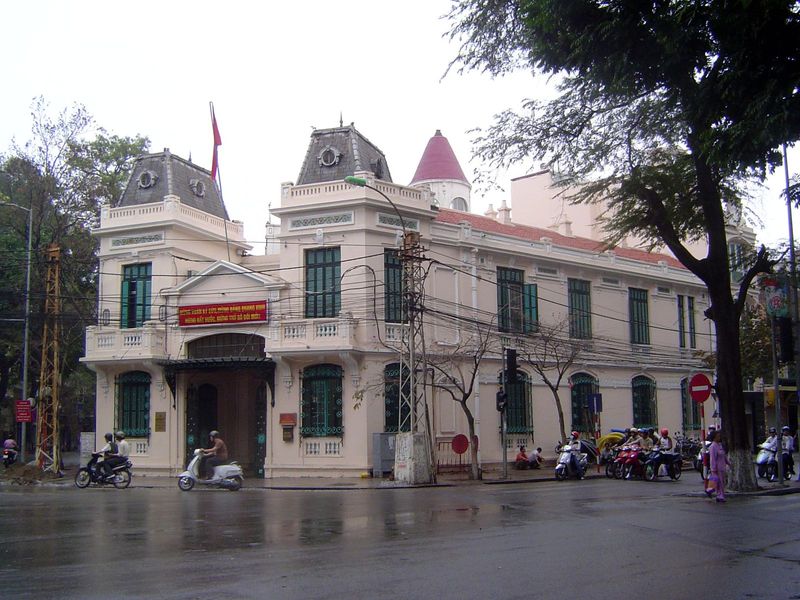 Some of the buildings of the era have been kept almost unchanged.