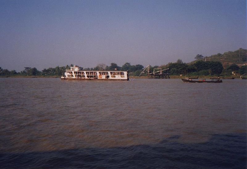 The same dock seen on the approach from Mawlamyine, with another passenger ferry leaving the Mottama side. The ferries aren't in tiptop shap