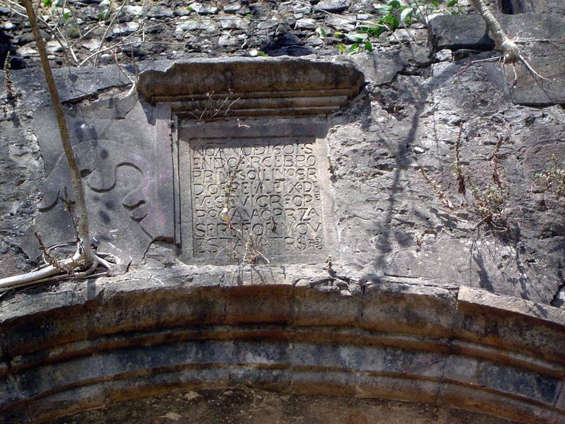 No. 2 NO ANNO DE 1601 SENDO ARCEBISPO PRIMAZ O ILLUSTRICIMO SENHOR DOM FREI ALEIXO DE MENEZES, E VIGARIO O PADRE PEDRO GALVAO PEREIRA, SE RE