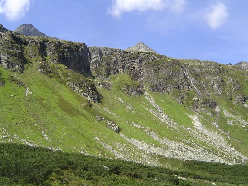 Heading up the valley.