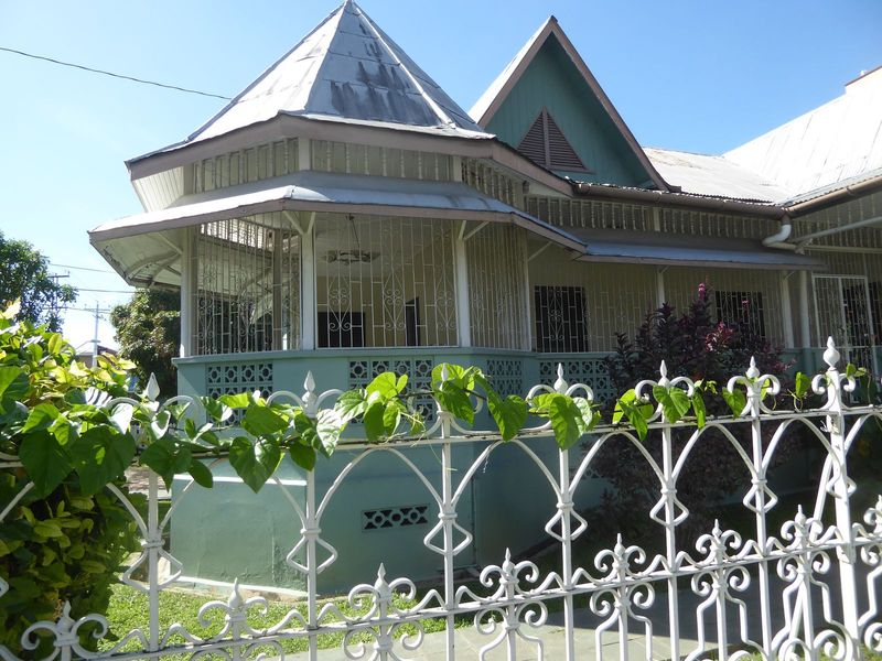 Were bars needed in the colonial past?