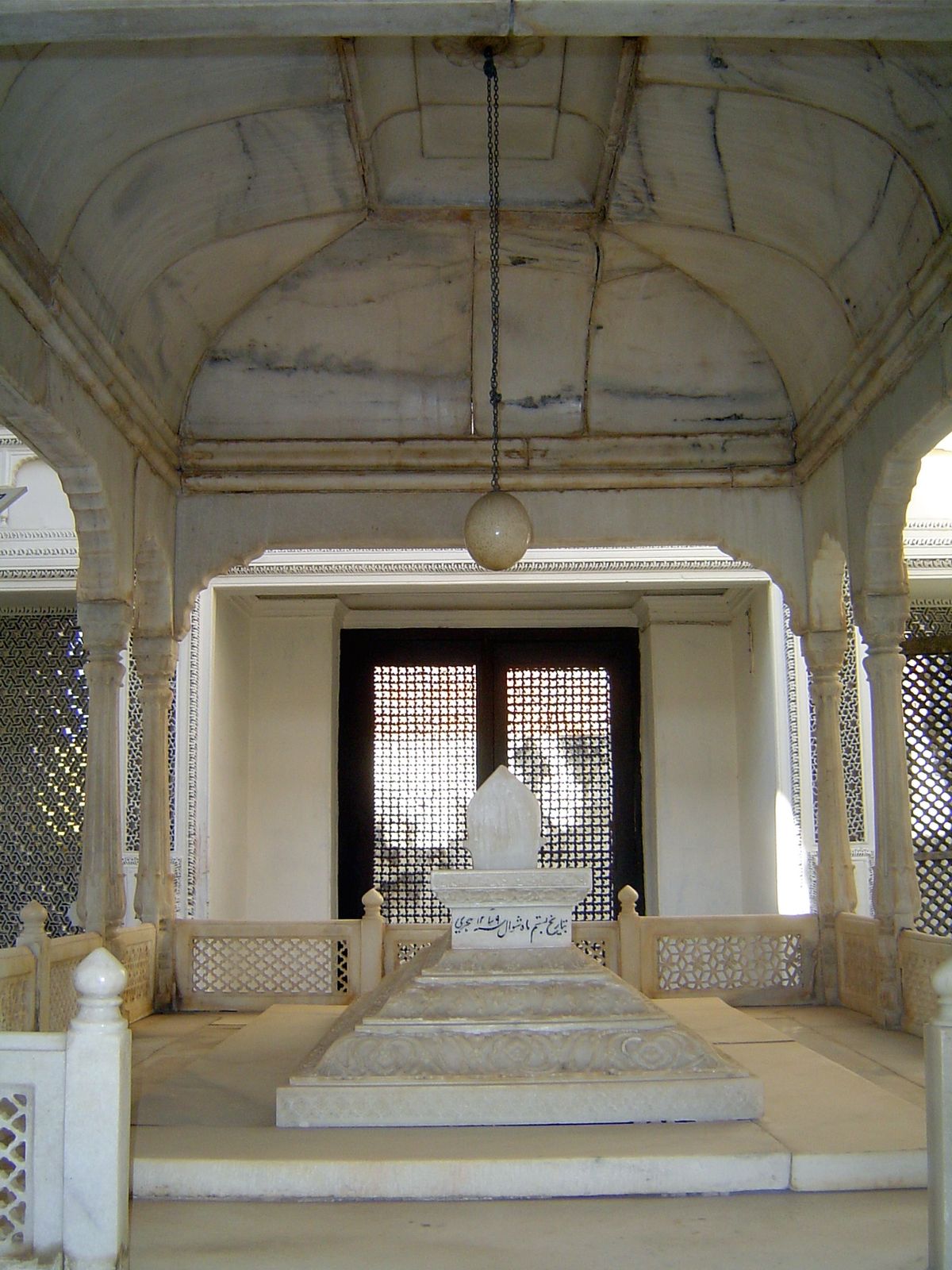 A closer view of Fakhruddin's tomb. The ostrich egg—real, though empty—symbolizes his fecundity.