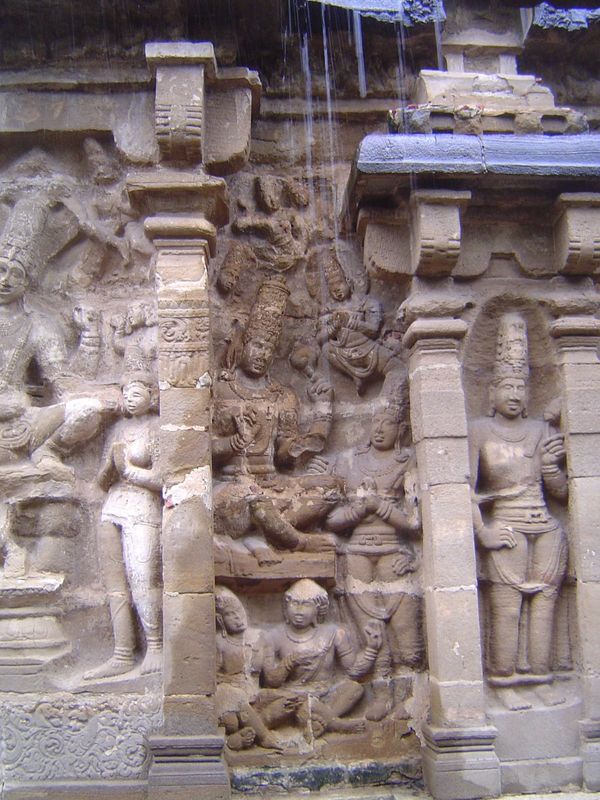 The two central figures represent the rishi Narayana, who knows everything, and his pupil Nara, who forgets everything. Sound familiar? You 