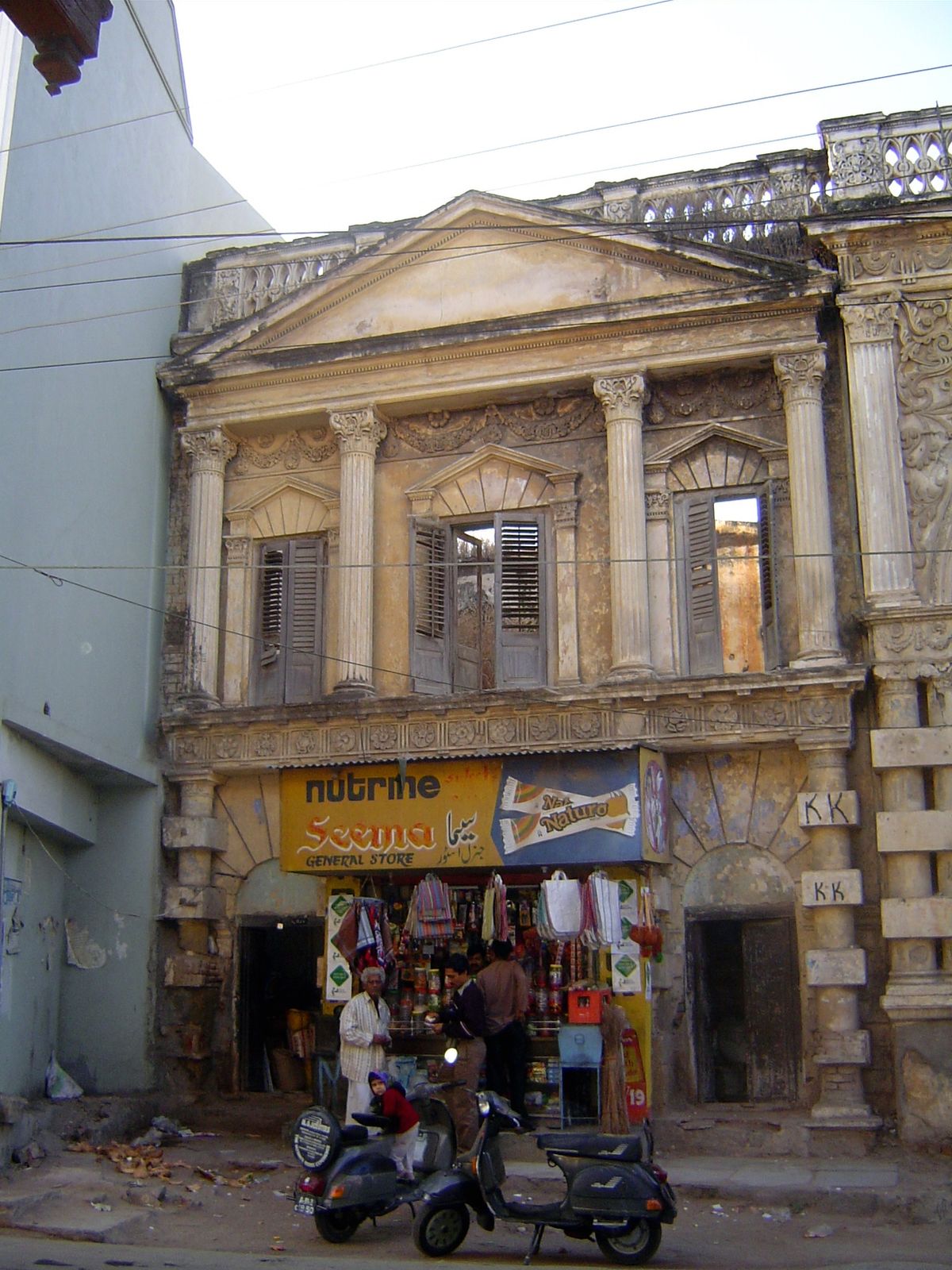 Squeezing an old facade.