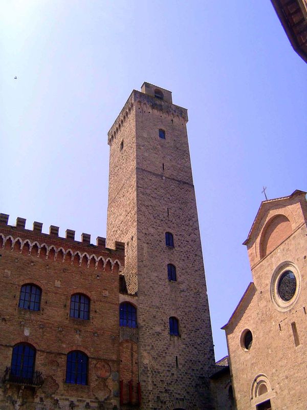 The Torre del Comune, alternatively simply the Torre Grossa, finished in 1311. But why built at all? The reflex is to assume something about