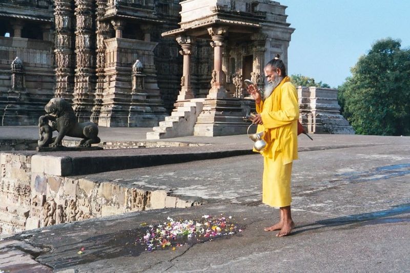 A holy man does the same. For the same holiday in Varanasi, see the file on the Dussehra there.
