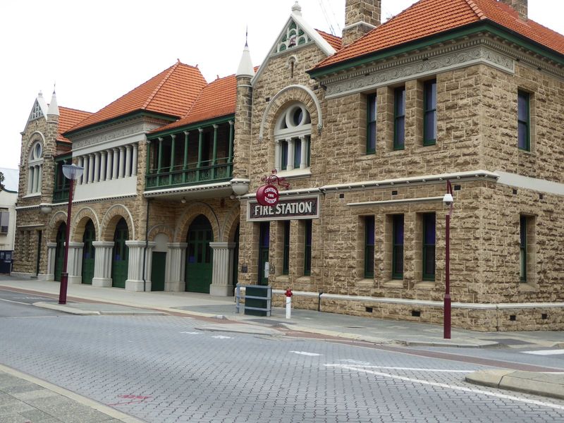 Another building from the boom: the Fire Brigade No. 1, from 1900. Call it Romanesque Revival.