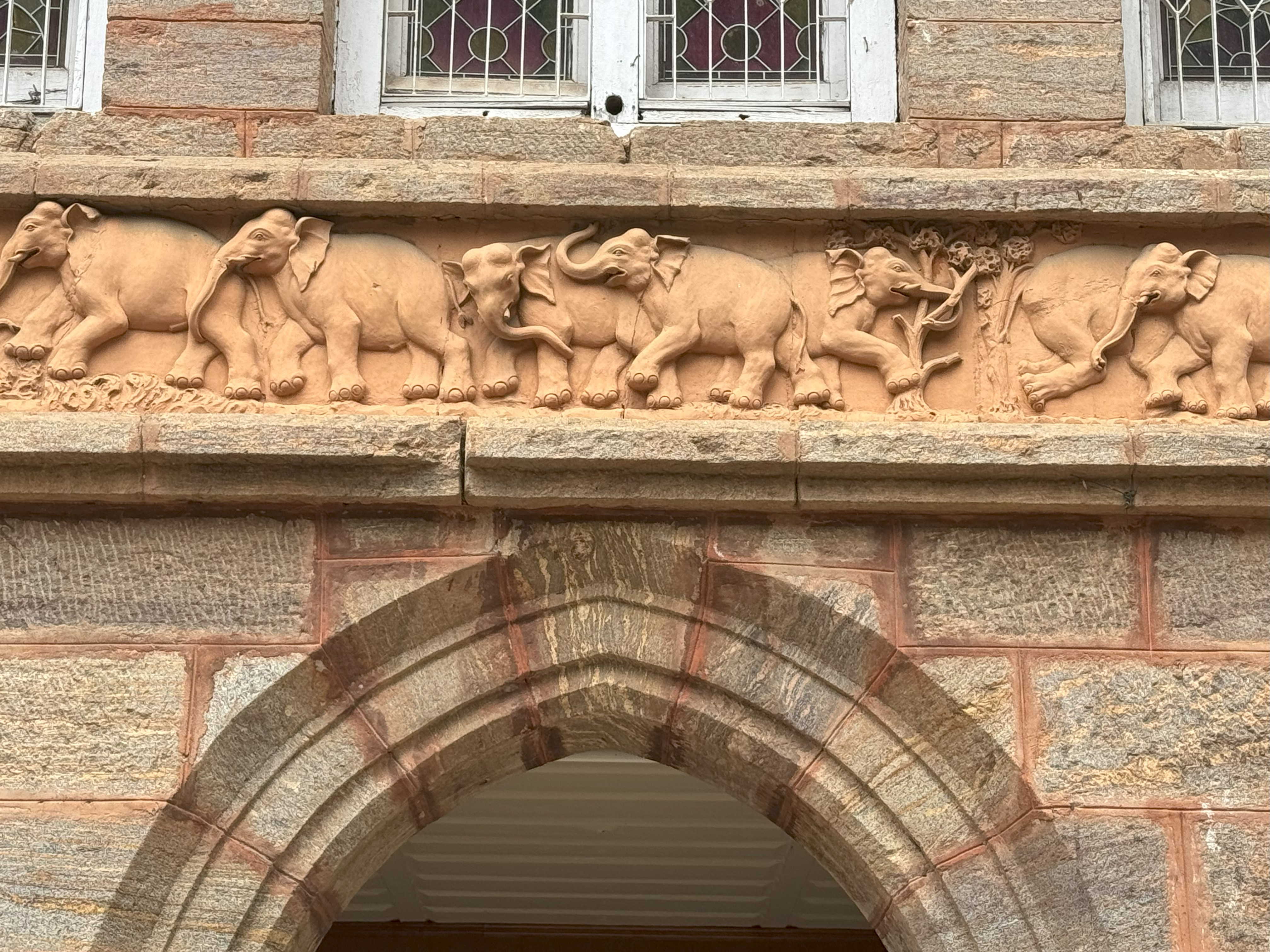 Who did the frieze?  I nominate John Lockwood Kipling, but that's a wild guess.