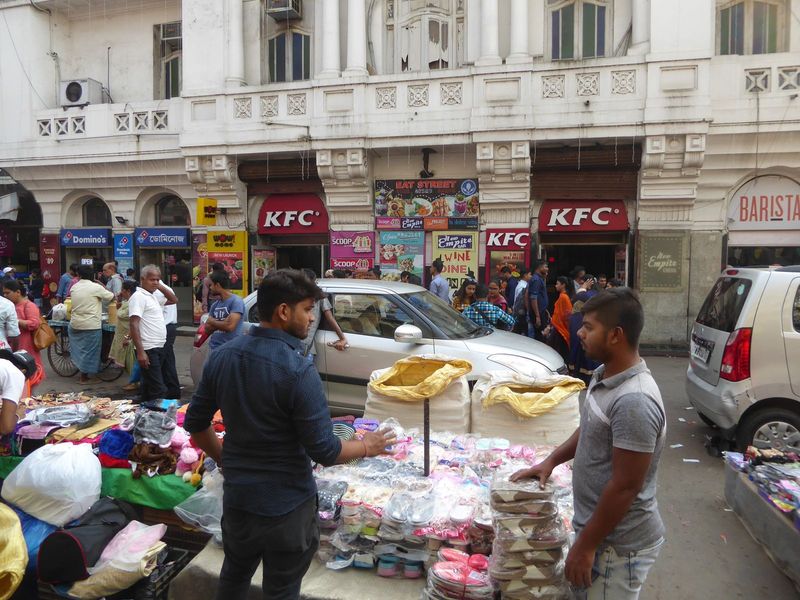 With the end of British rule, the market's stock of imported goods fell sharply, but in recent decades imported goods have come back and bee