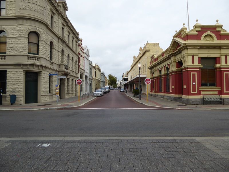 There's an amazing collection of old hotels in Fremantle, but don't take my word for it. Let's walk inland along High Street. That would be 