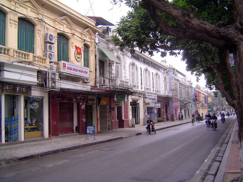Squint a bit, and you can imagine the street as it was.