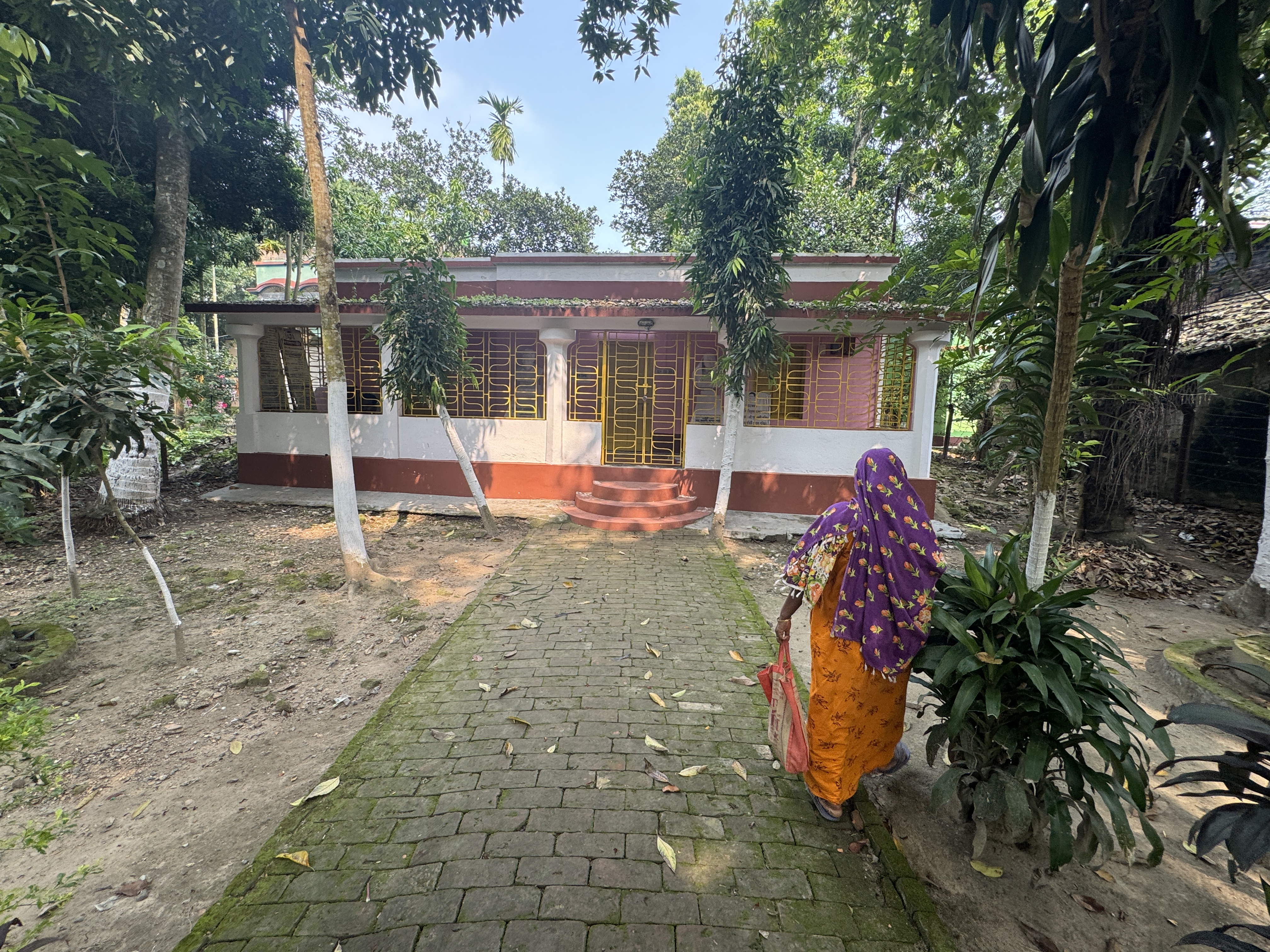 This is the the writer's childhood home.  Can't say how much it's changed since Banerji 1894-1950 lived here.  Humble?  Yes, but also palati