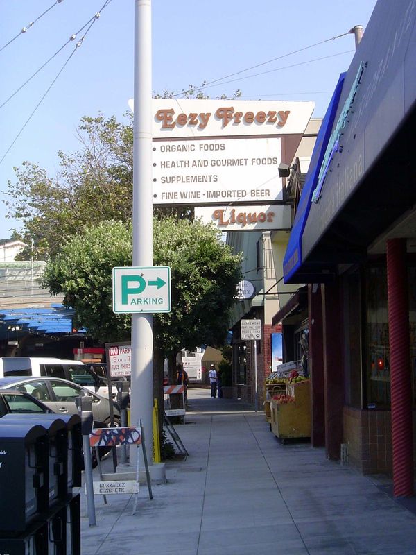 You can make out the tunnel entrance on the left. But why a food shop called Eezy Freezy? The clerk in 2009 didn't know, but the man who had