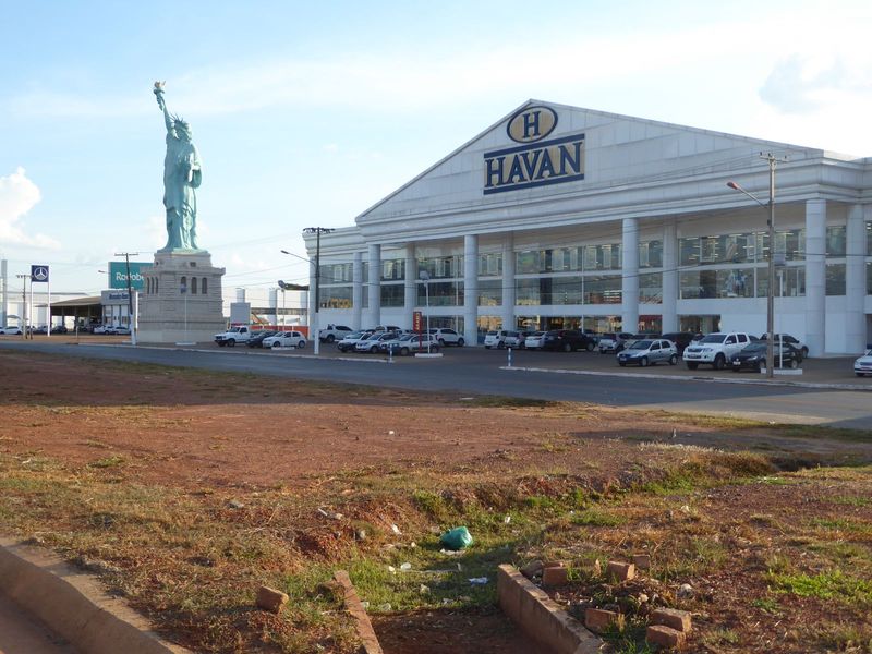 No, you're not hallucinating. Havan is a home furnishings chain, and there's a scattering of Lady Liberties around Brazil. Still, this is th