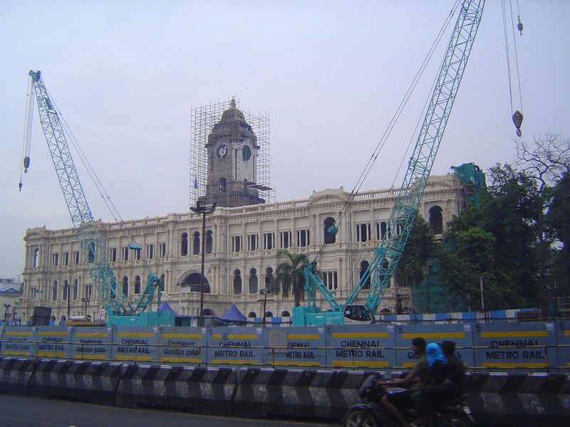 Heavy-duty renovations in 2013, occasioned perhaps by the general upheaval accompanying construction of the city's new subway system. The bu