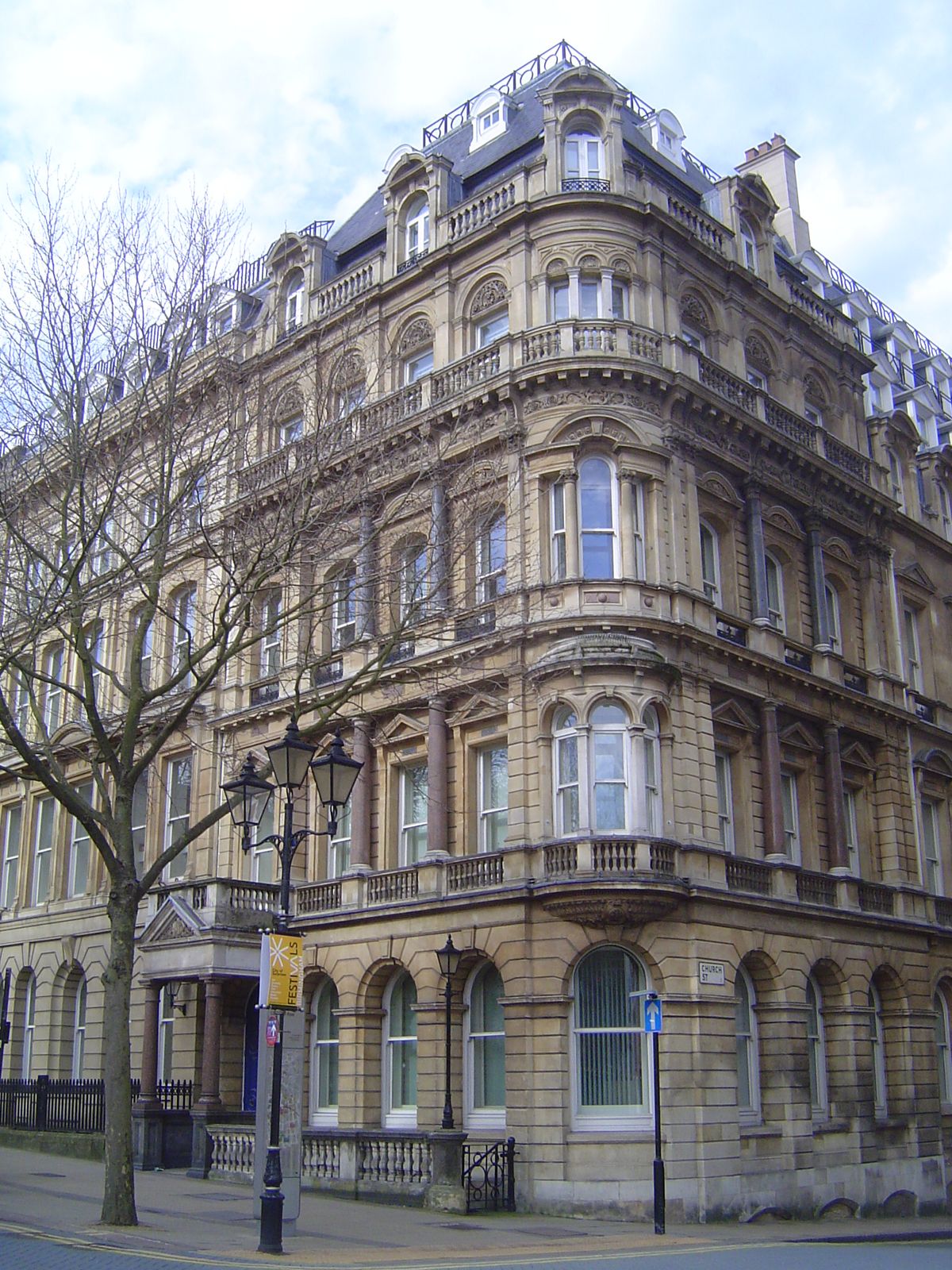 Close as it is to the city center, the area was only built up after the Colmore Act of 1746. The owners of the buildings of that time had on