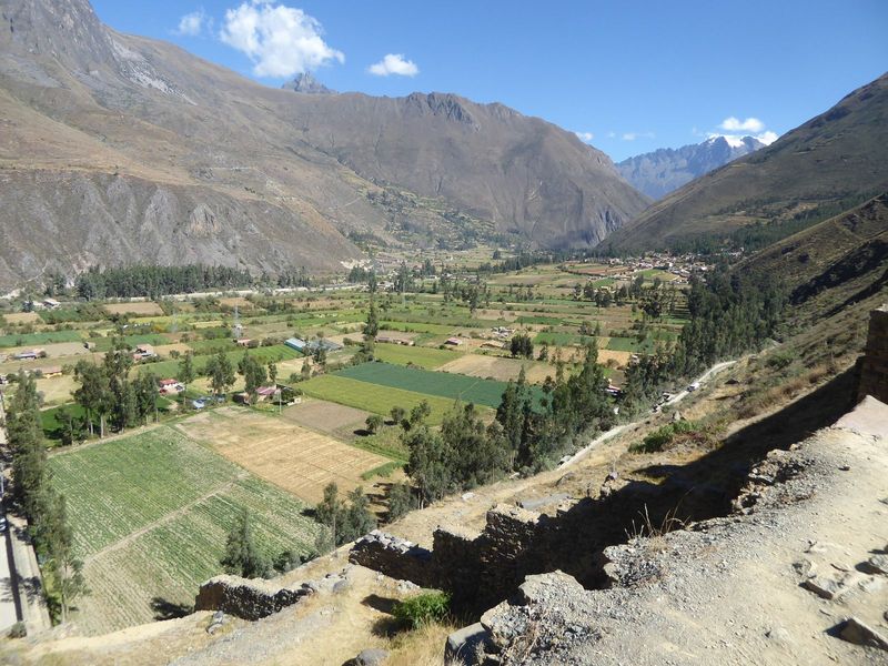 We're looking over the edge of the ridge. The obvious feature is the protective wall—much less imposing that the walls facing the town. A le