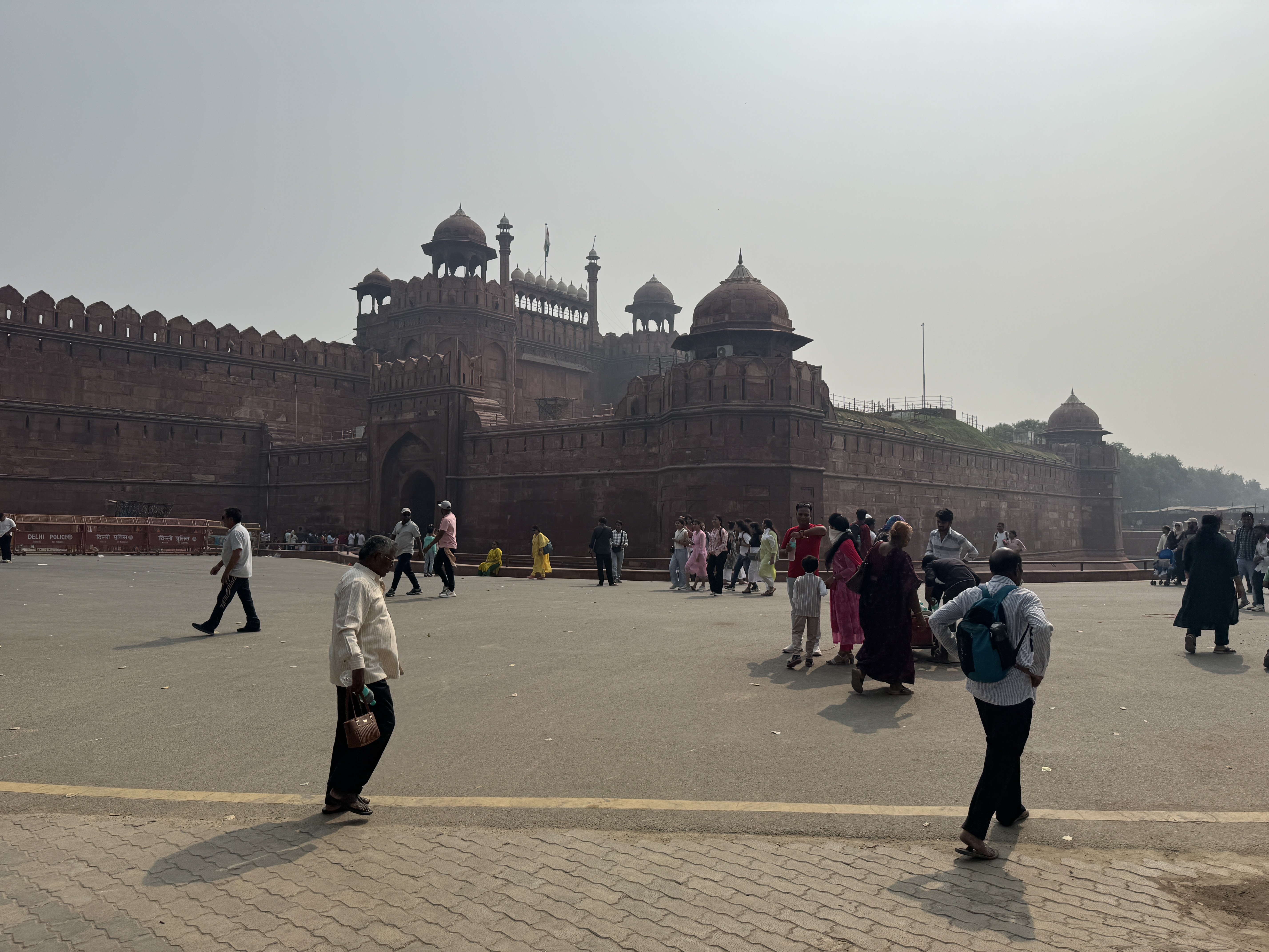 I've drifted down to the Red Ford, alias Lal Qila.  Could there have been such an open space in front of the fort in the old days?