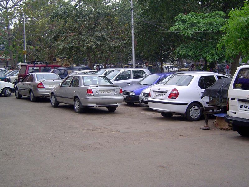 What's this? A parking lot in the Old City shows how the antiquated Indian Ambassador has been shoved aside by the arrival of newer models. 