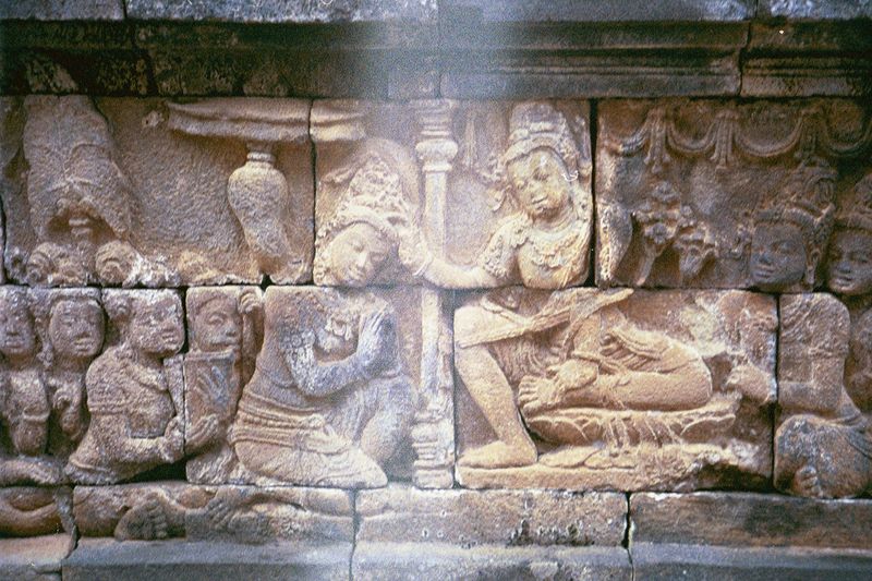 Maitreya finally tells Sudhana to find Manjusri, the bodhisattva who set him off on his journey. They meet, but Sudhana awaits one final tea