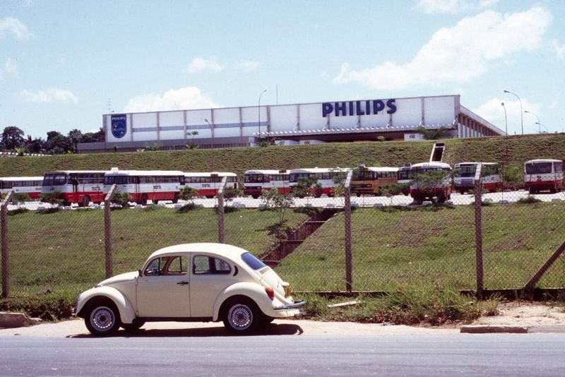 On the east side of town, Manaus has a duty-free industrial district. Established in 1967, the Manaus Industrial Park by 2004 produced $10 b