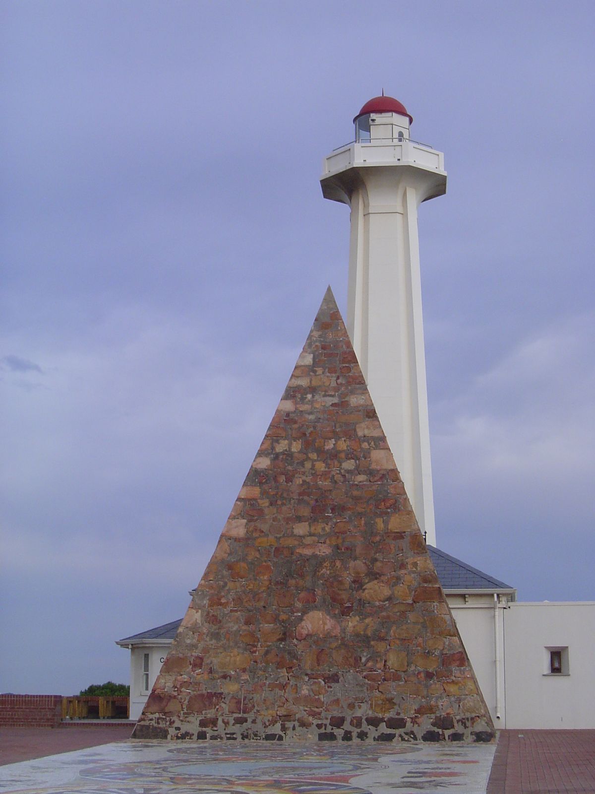 In the middle of the Donkin Reserve there's a lighthouse from 1861 and an oddly proportioned pyramid built by Rufane Donkin.