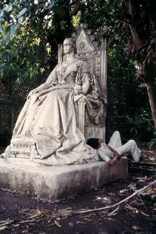 The training of a queen must be so thorough that she takes no notice of slights. And could this be the white-marble statue, by Noble, that f