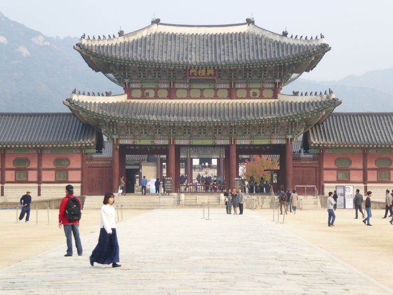 Heungnyemun is the gate where we get tickets. Don't ask me why, but you have to buy tickets for Westminster Abbey, too, and the Taj Mahal.

