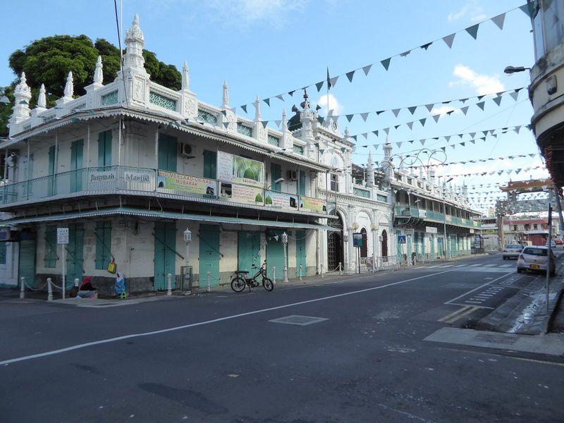 Muslim traders were very important by the mid-19th century. For them, the Jummah Mosque, shown here, was built smack in the city's commercia
