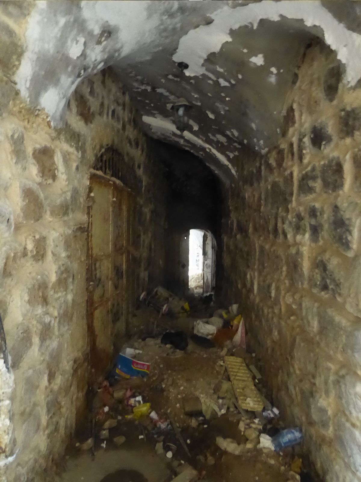 You can also see that many of the houses, painstakingly restored, have now been abandoned.