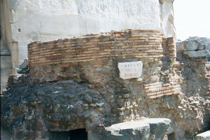 Nearby, the Umbilicus Urbis, the imaginary center of the city.