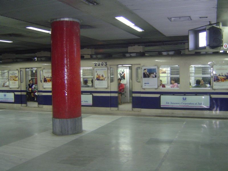 Yes, a subway: India's first. Since 1995, it has operated on a 10-mile, north-south route; an additional 50 miles await construction. Why di