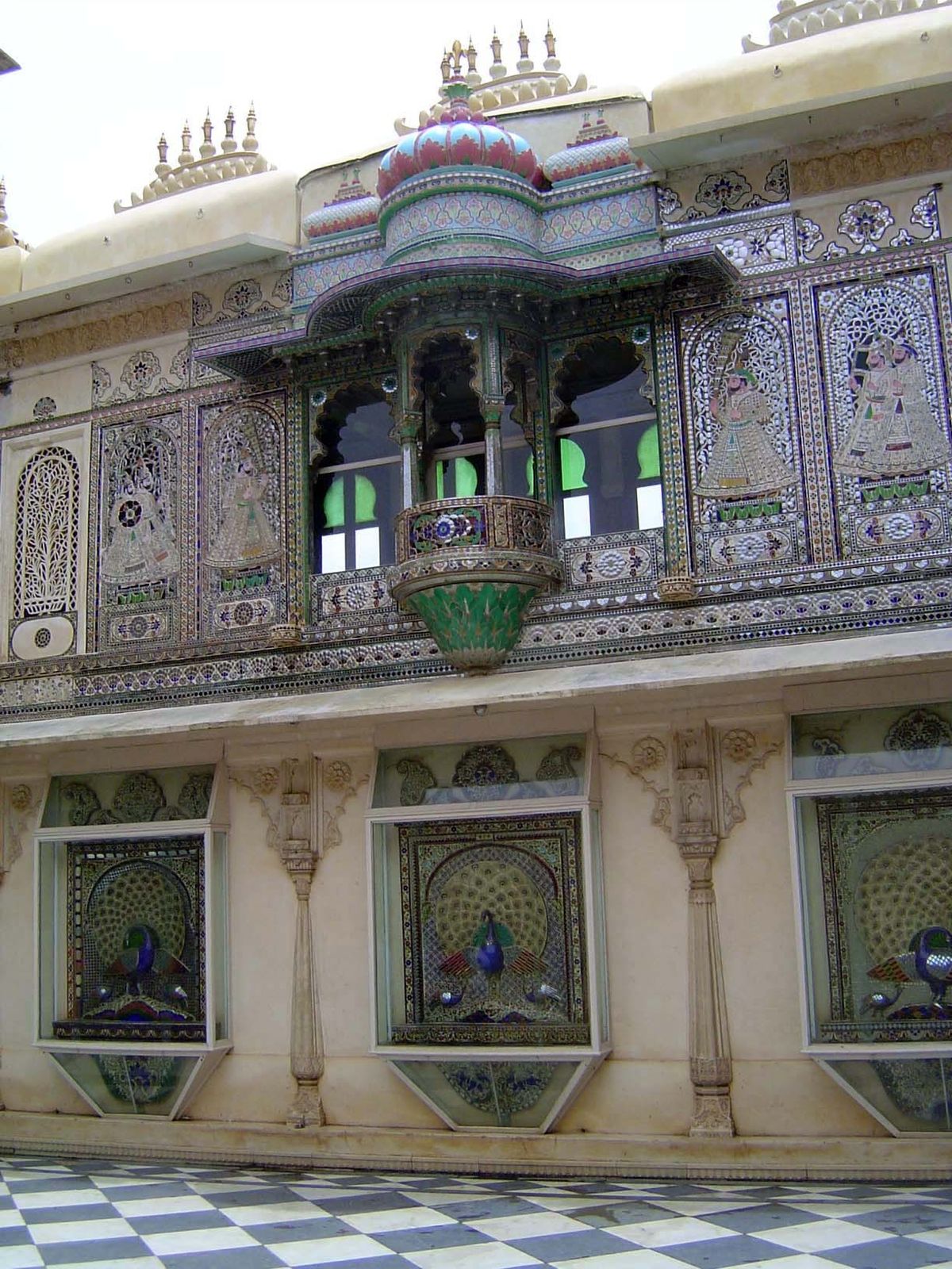 The Durbar, or Reception, area, called Mor Chowk, or Peacock Courtyard after peacocks were added about 1880. They're in mosaic, of glass fro