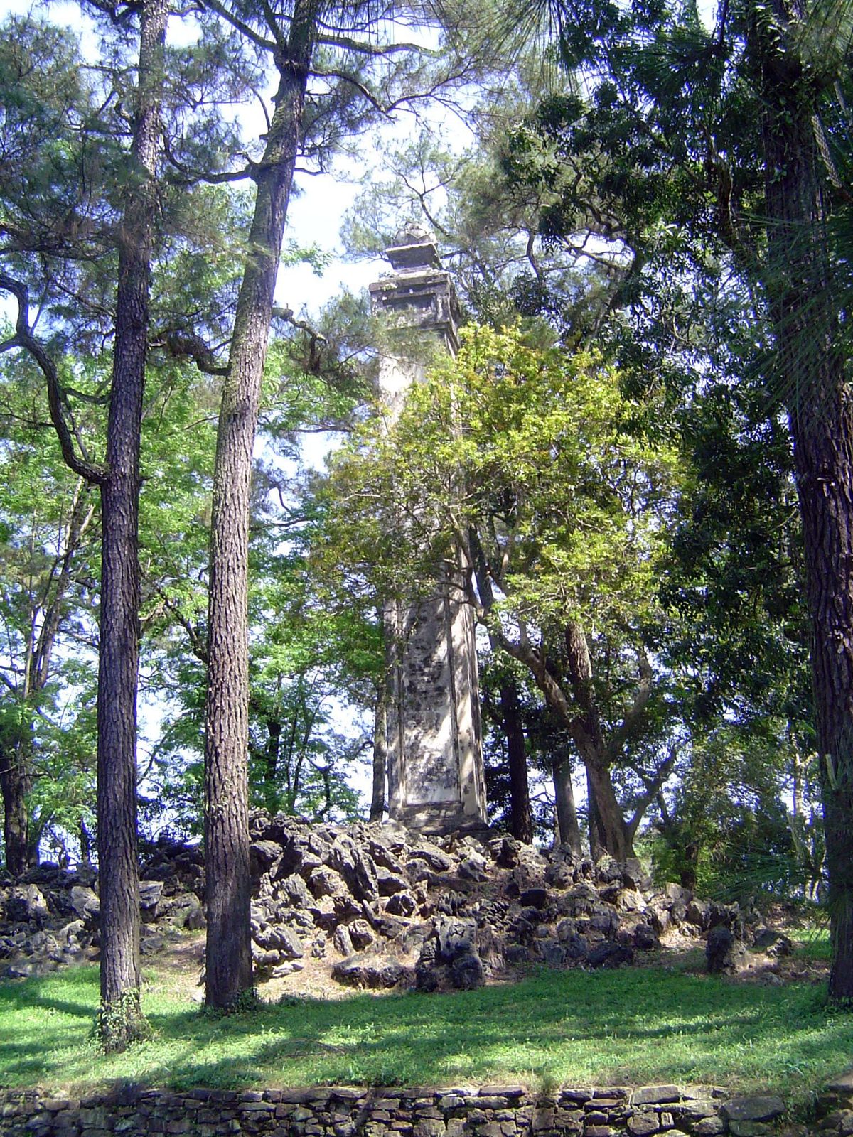 A stele tower.