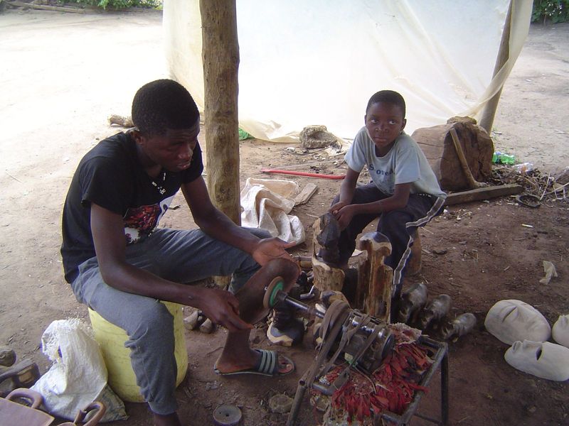 Many of the residents are involved in the production of crafts intended for tourists.