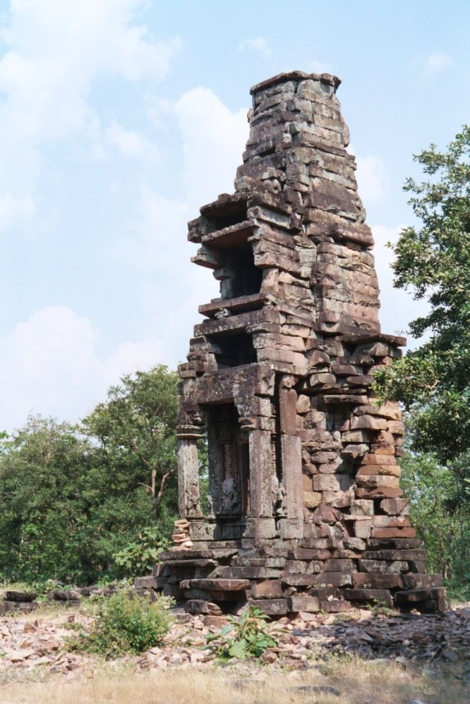 A fourth fragment of the palace.