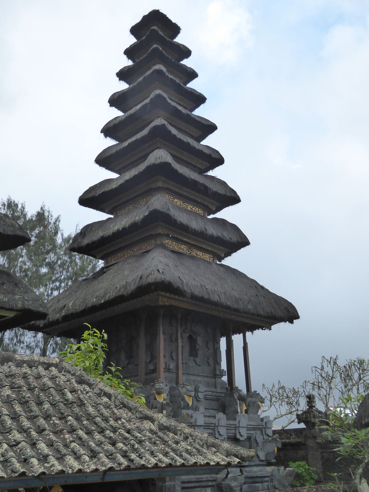 The temple tower represents Mount Meru, the Himalayan home of Shiva. The rule is that there can no more than 11 tiers; in this case I count 