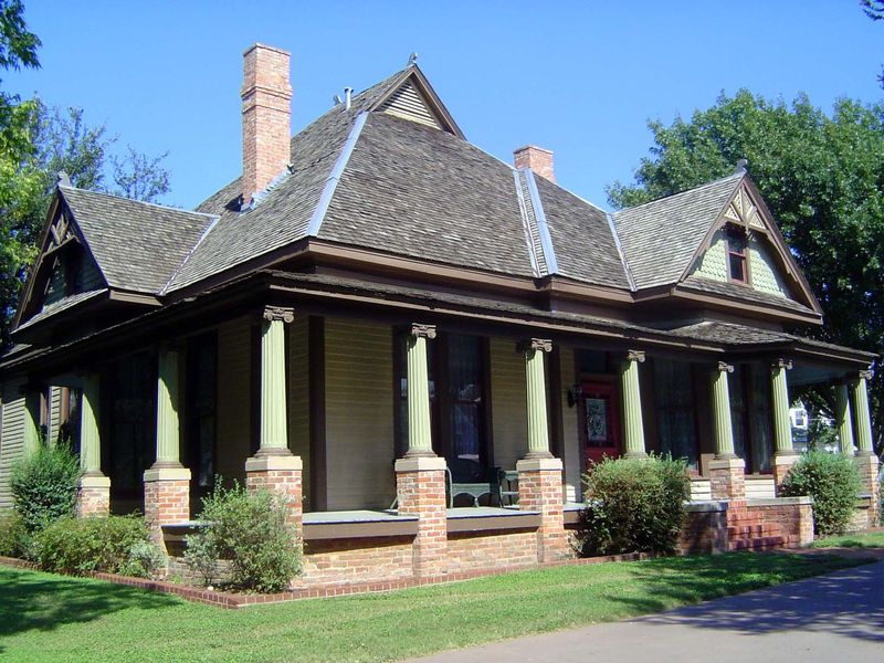 Another Heritage Village home, the Sullivan House from 1885. It originally stood close to the City Park, which is to say close to where it s