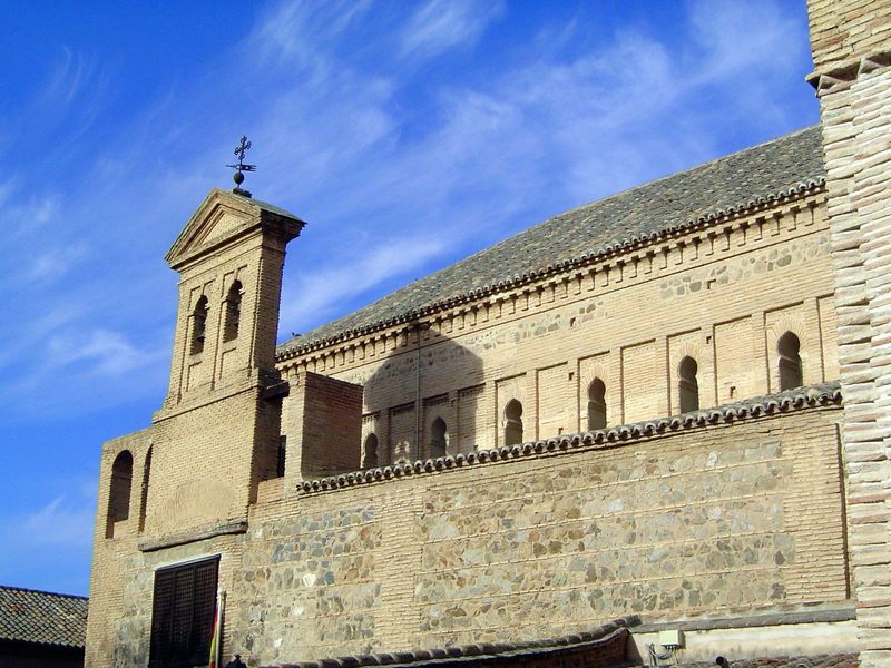 Close by, there's a newer synagogue, also converted for several centuries to a church. Funding came from Samuel ha-Levi Abulafia, an adviser