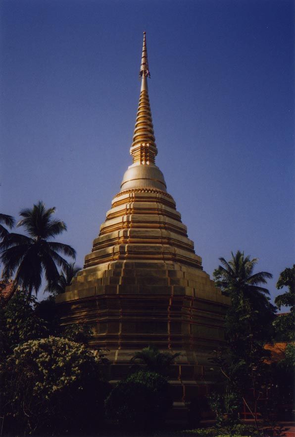 The guide books, firmly in the death-grip of Karl Baedeker, send you without fail to this meticulously maintained stupa.