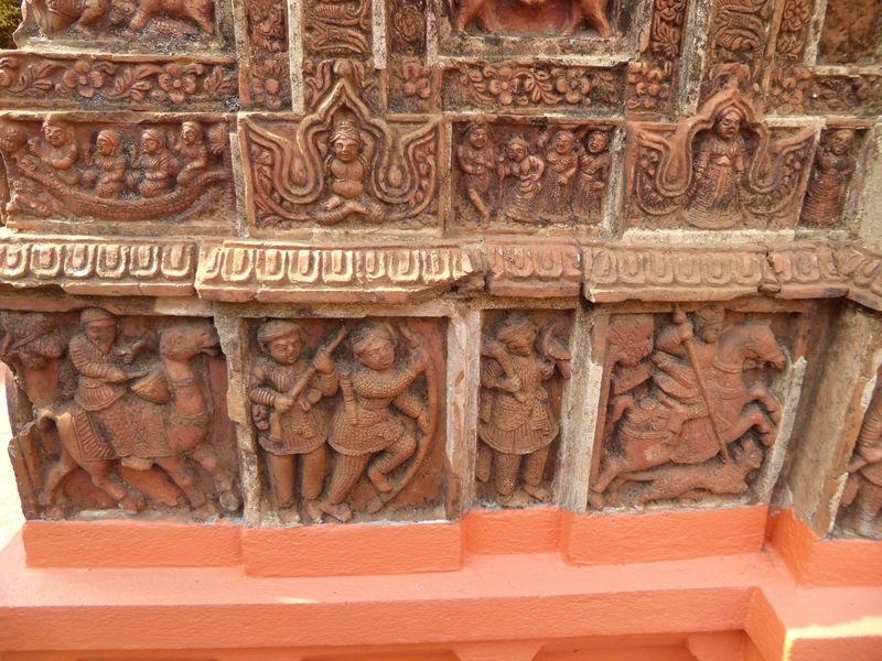 Had anyone in Bishnupur in the old days ever seen a camel? Maybe Bengal was more open to the world than we imagine. Certainly they had seen 