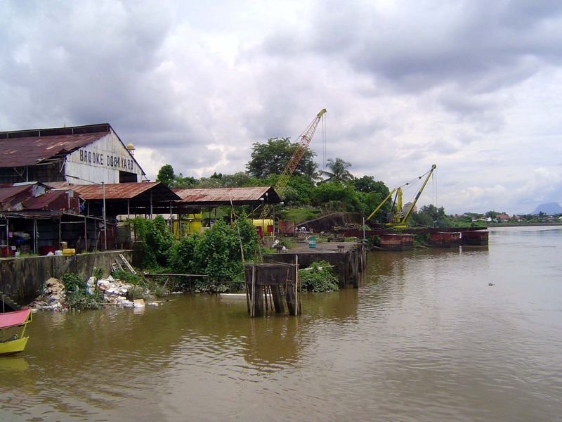 The moribund Brooke Dockyard.