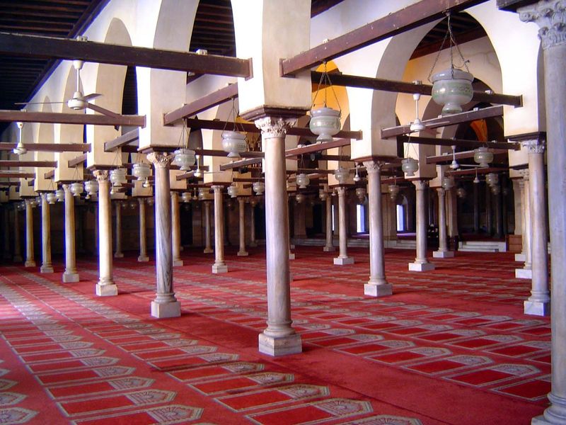 Original arcades, from 972, on the qibla side of the courtyard.
