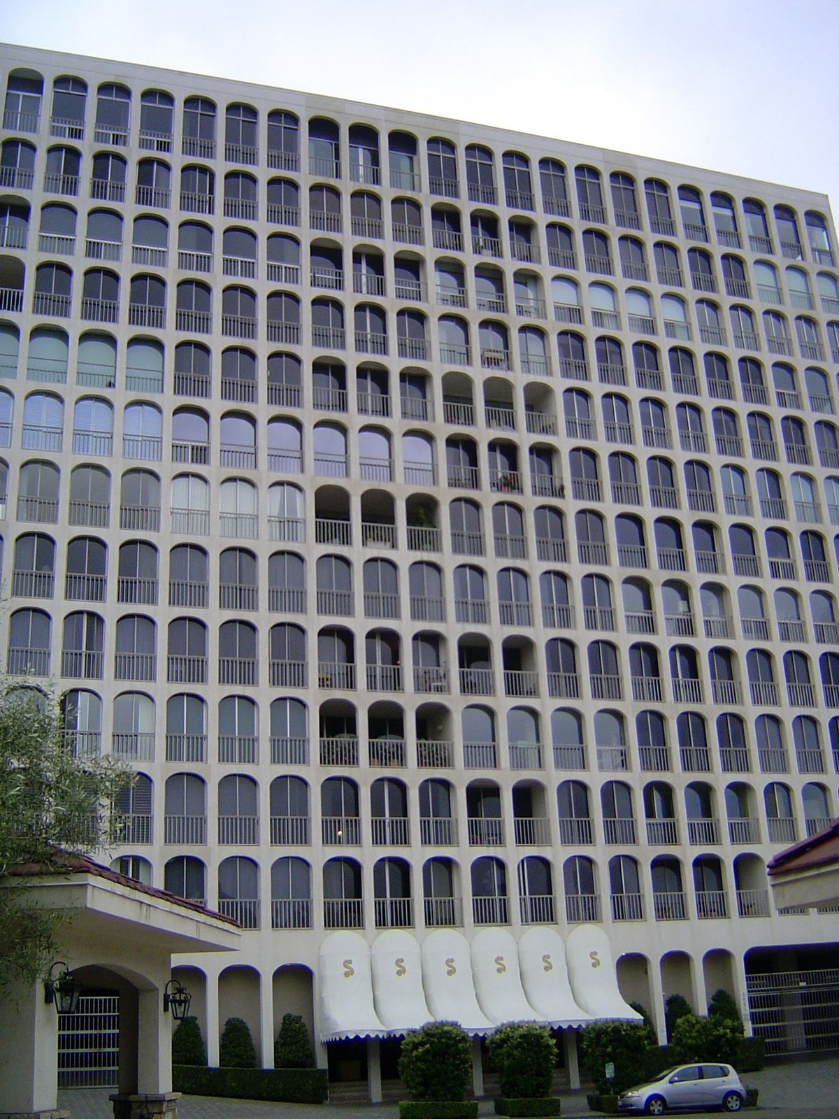 Housing nearby. No, the "S"s on the awnings aren't crossed by twin vertical lines. That was just your imagination.