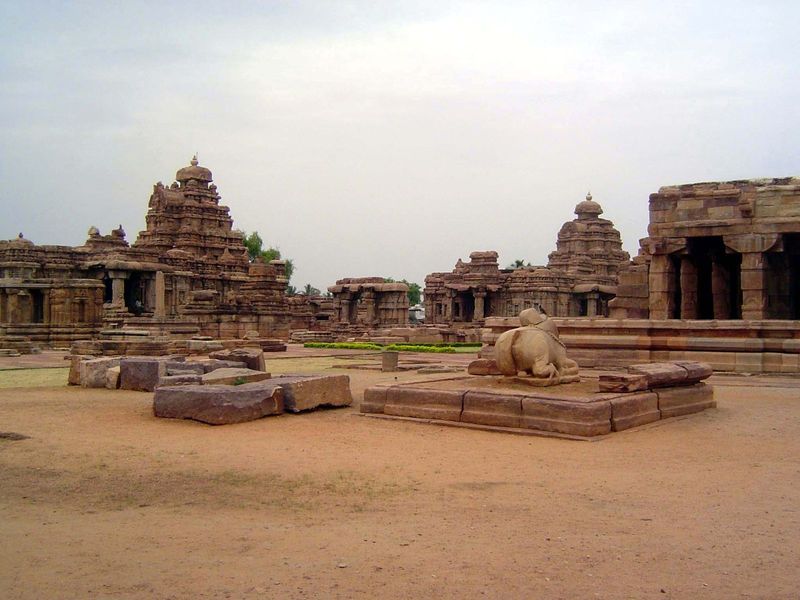 The Virupaksha Temple on the left and the Mallikarjuna on the right, both have characteristic square-topped spires.