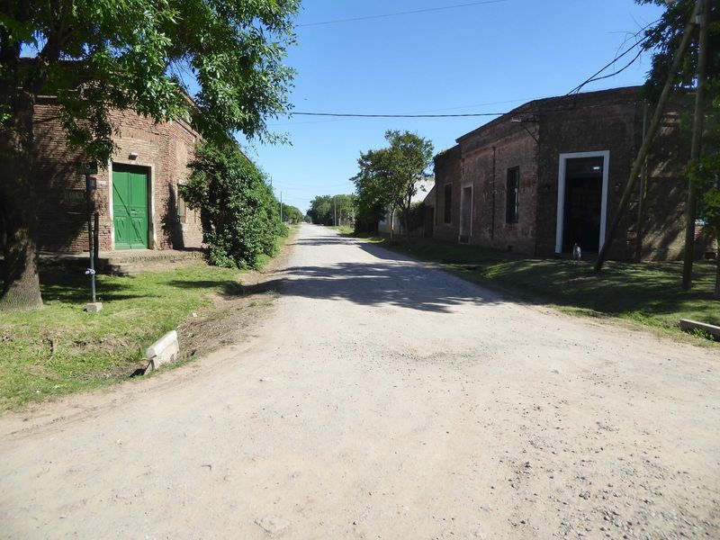 Gridded streets and a moribund commercial district.